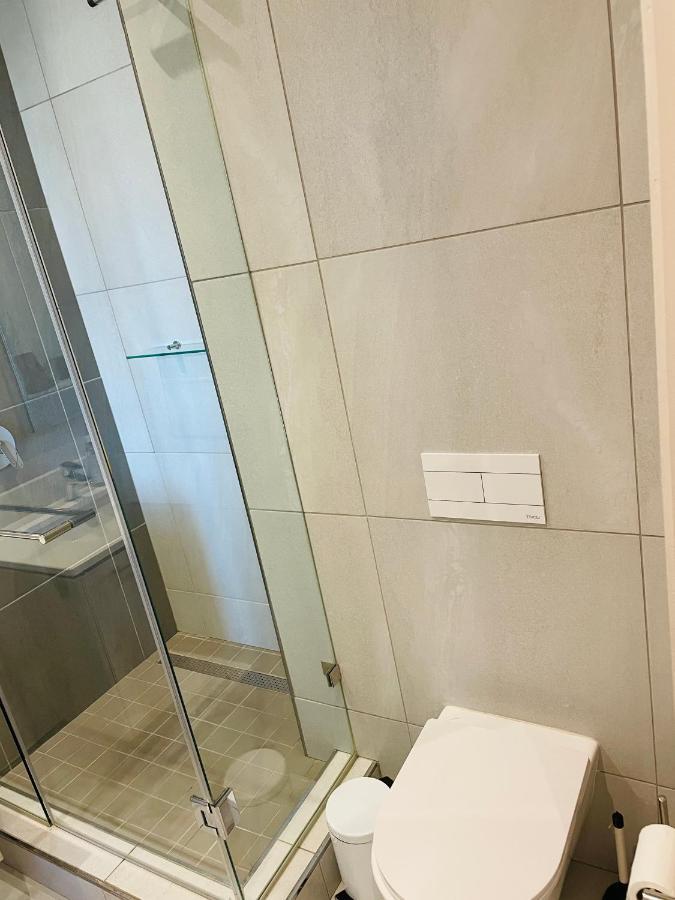 Menlyn Maine Trilogy Hotel Претория Екстериор снимка